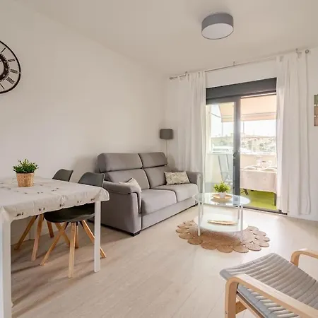 Apartment Nuevo, Disfruta Del Silencio, Familias Con Ninos, Aire Acondicionado, 2 Banos , Playa Benajarafe