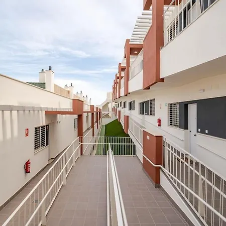 Nuevo, Disfruta Del Silencio, Familias Con Ninos, Aire Acondicionado, 2 Banos , Playa * Benajarafe